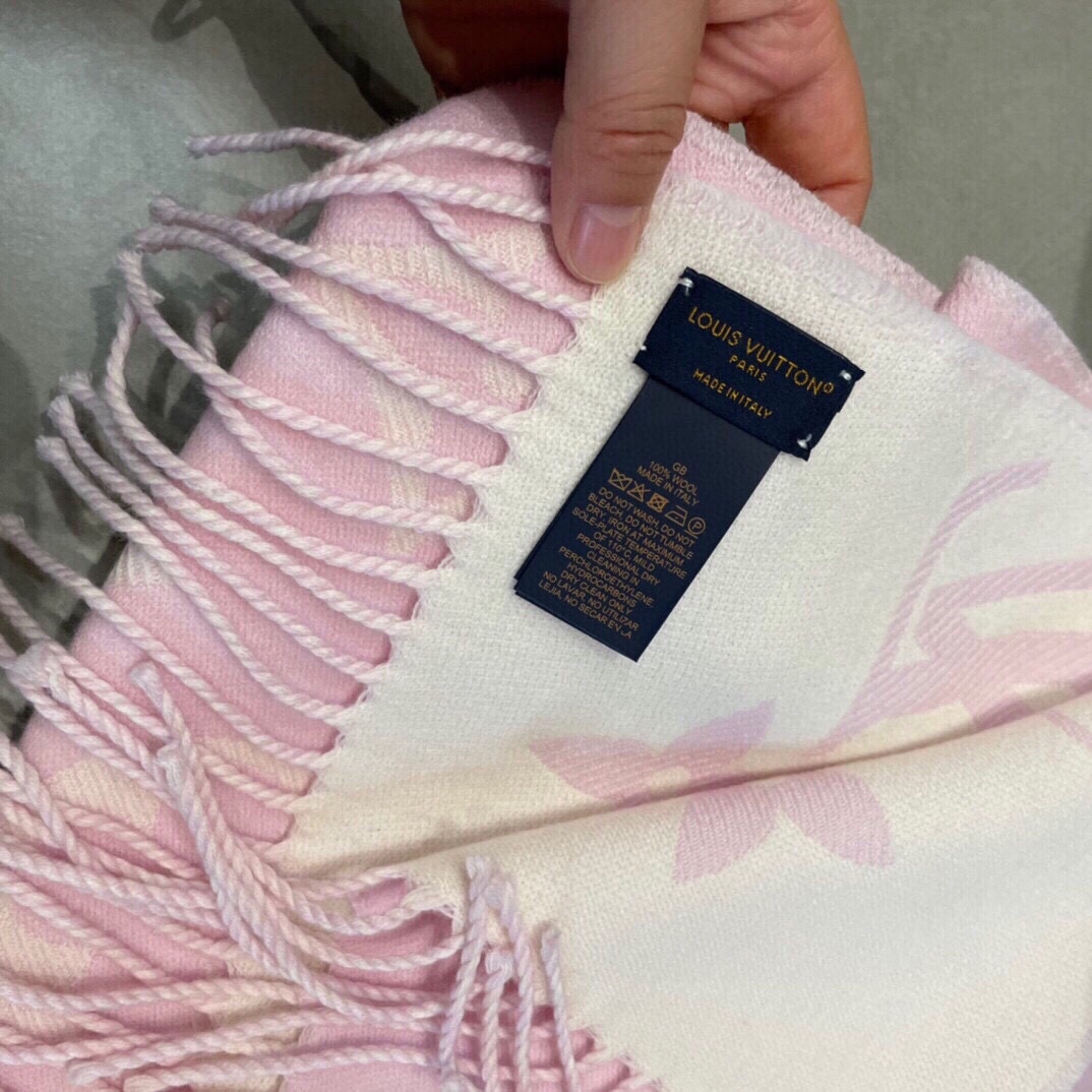 Louis Vuitton // Pink & Beige Monogram Simply LV Wool Scarf – VSP