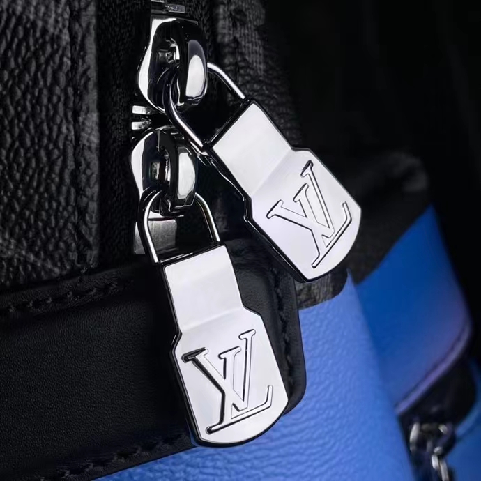 louis vuitton discovery backpack monogram eclipse, Off 66%