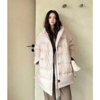 Louis Vuitton LV Women Flight Mode Monogram Jacquard Puffer Wrap Coat Polyamide Light Beige (6)