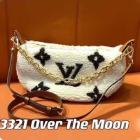 Louis Vuitton LV Women SKI Over The Moon Cream Brown Shearling Cowhide-Leather Textile Lining (9)