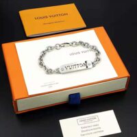 Louis Vuitton Men LV ID Bracelet (1)