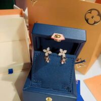 Louis Vuitton Women Idylle Blossom Earring (1)