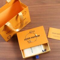 Louis Vuitton Women LV Twiggy Bracelet-Gold (1)