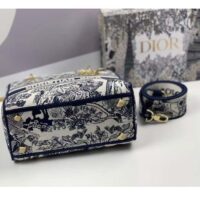 Dior Women CD Medium Lady D-Lite Bag Blue Toile De Jouy Embroidery (1)