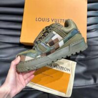 Louis Vuitton Unisex LV Trainer Maxi Sneaker Khaki Green Calf Leather 1ACNCZ (4)