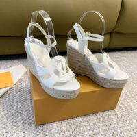 Louis Vuitton LV Women LV Isola Wedge Sandal White Calf Leather Rope Rubber 1ACI8U (5)