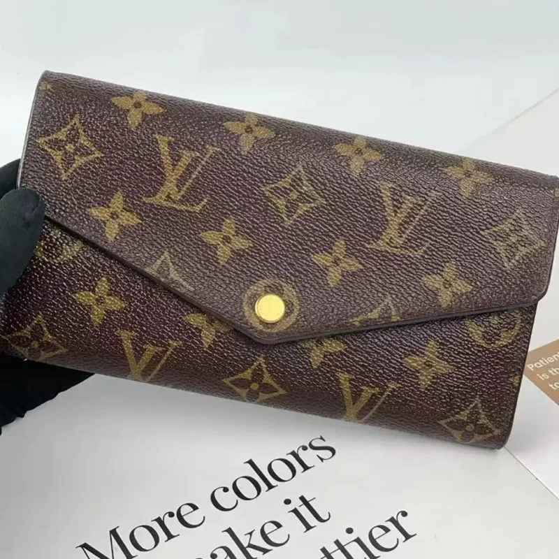 Louis Vuitton LV Women Sarah Wallet-Brown M62236