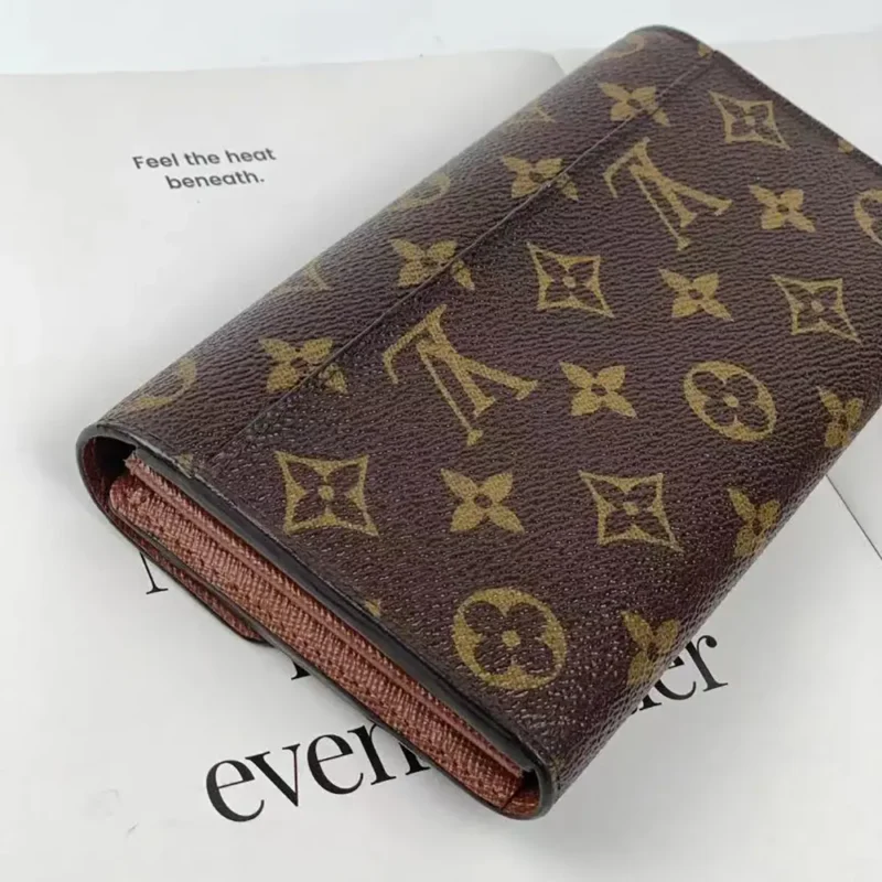 Louis Vuitton LV Women Sarah Wallet-Brown M62236