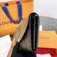 Louis Vuitton LV Women Sarah Wallet-Brown M80726 (1)