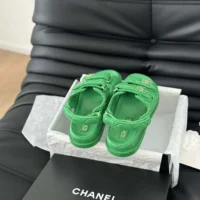 Chanel Women Open Toe Sandal in Calfskin Leather-Green (2)