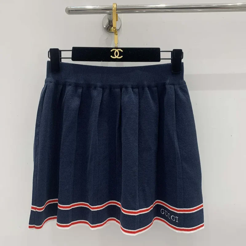 Gucci Women Pleated Skirt with Striped Trim 691712XKD274915