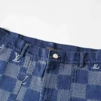 Louis Vuitton LV Men Embroidered Damier Denim Shorts-1AFVO3 (1)