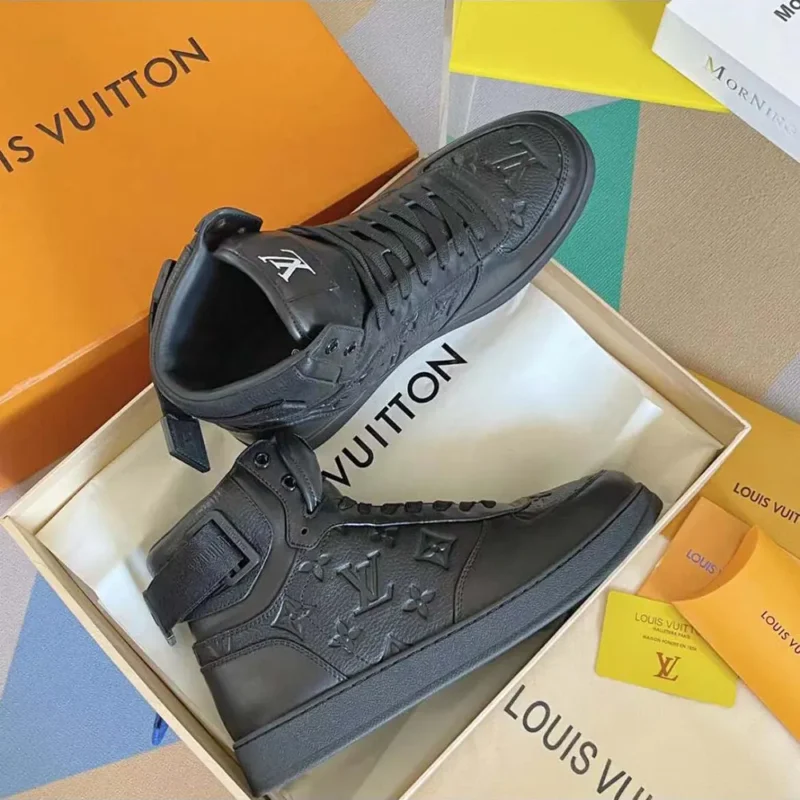 Louis Vuitton LV Men Rivoli Sneaker Boot-Black 1A8K1T