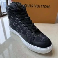 Louis Vuitton LV Men Rivoli Sneaker Boot-Black 1AARCE (1)