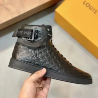 Louis Vuitton LV Men Rivoli Sneaker Boot-Black 1AC4VR (1)