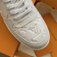 Louis Vuitton LV Men Rivoli Sneaker Boot-White 1A8K2D (4)