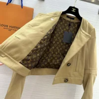 Louis Vuitton LV Women Double-Breasted Gabardine Jacket 1AFPH2 (1)