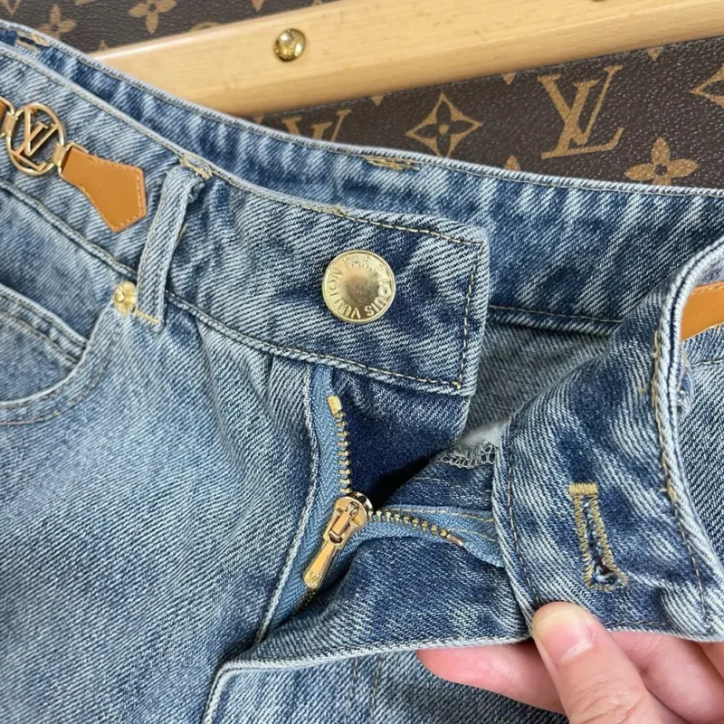 Louis Vuitton Women LV Circle Tab Denim Mini Shorts 1AFYWY