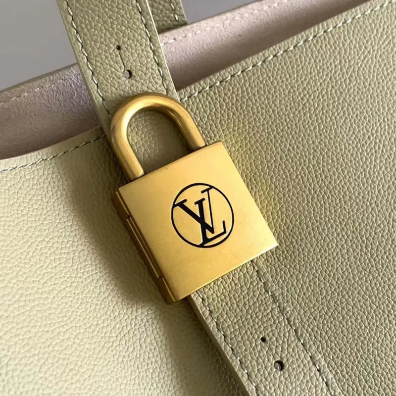 Louis Vuitton Women Low Key Cabas MM-Clay Green M25343