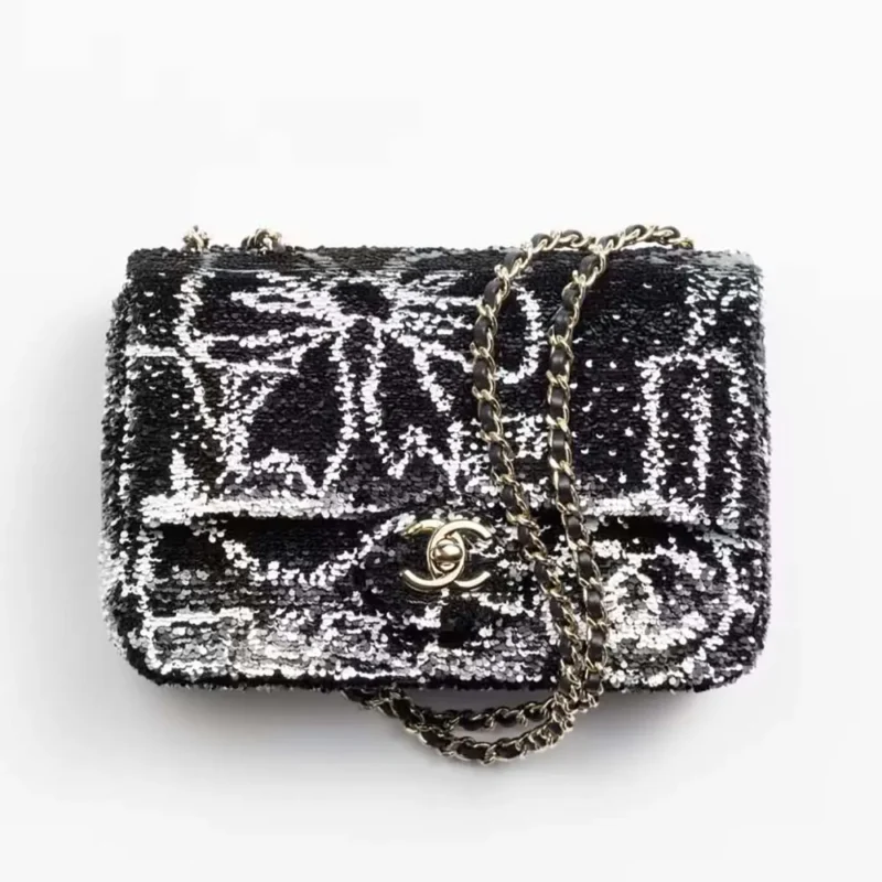 Chanel Women Flap Bag in Sequins & Gold-Tone Metal-Black