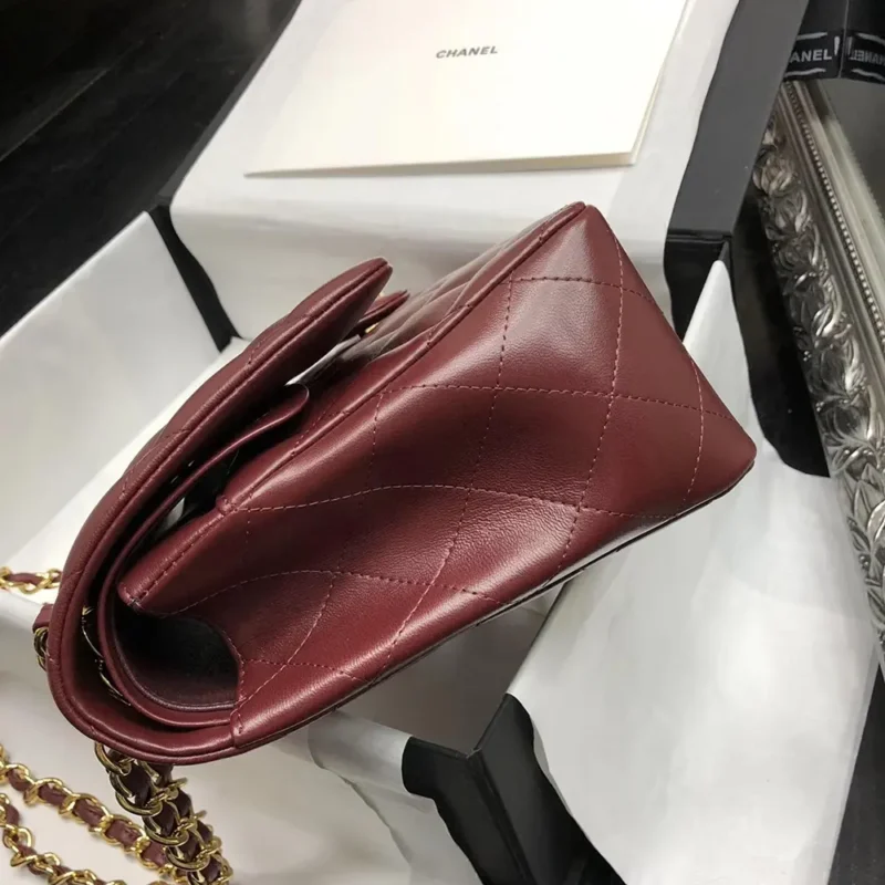 Chanel Women Maxi Classic Handbag in Lambskin Leather-Burgundy