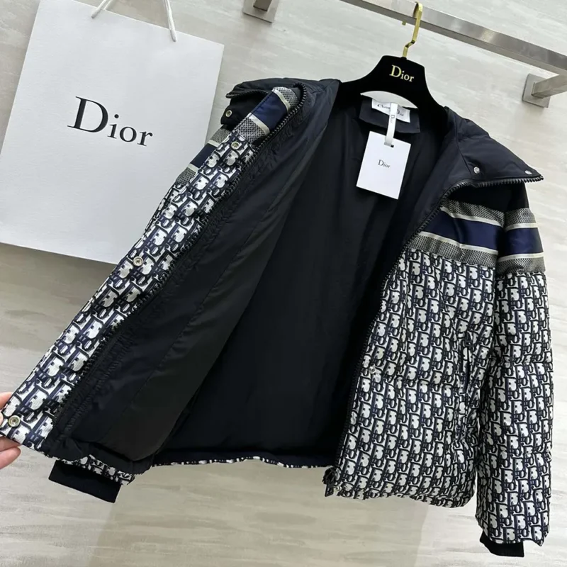 Dior Women Reversible Cropped Puffer Jacket Blue and Ecru Dior Oblique Quilted Technical Taffeta