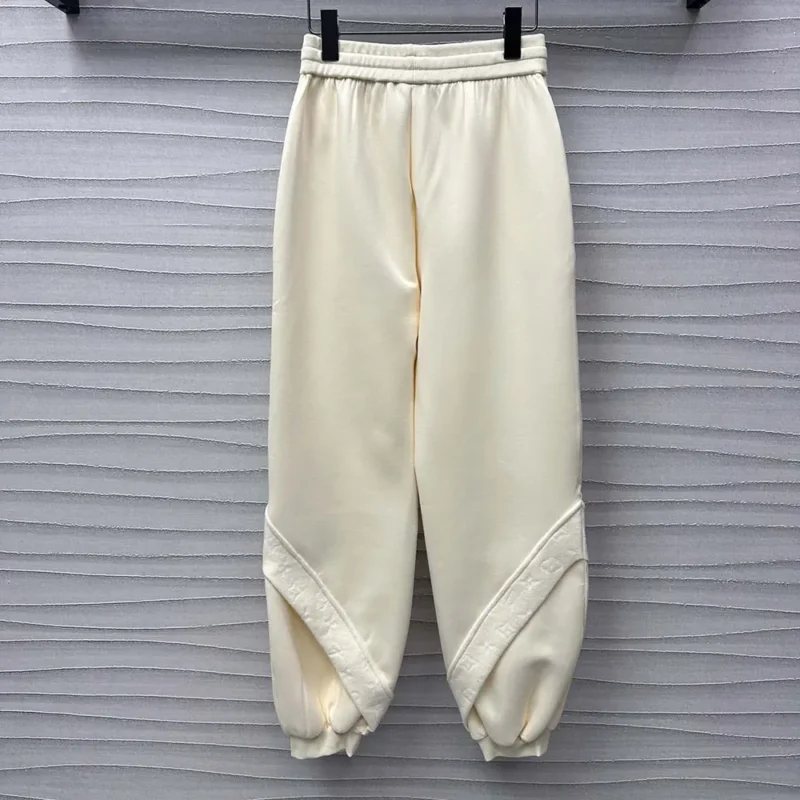 Louis Vuitton Men Monogram Accent Knit Jogging Pants-Milky White 1AGCJE