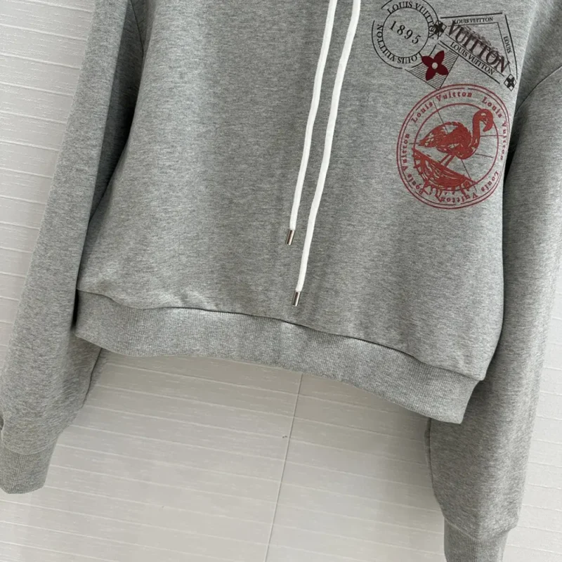 Louis Vuitton Women Travel Stamp Cropped Hoodie 1AGDAG