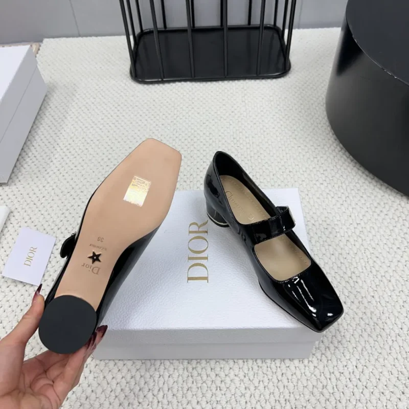 Dior Women Miss Dior Pump Black Patent Calfskin KCV268VNI