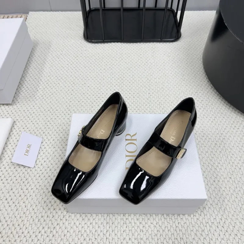 Dior Women Miss Dior Pump Black Patent Calfskin KCV268VNI