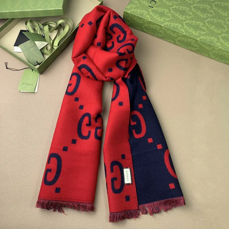 Gucci Unisex GG Jacquard Wool Silk Scarf-Red 4955924G3502179