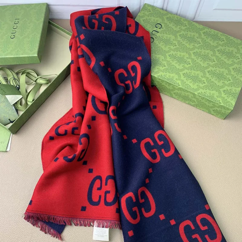 Gucci Unisex GG Jacquard Wool Silk Scarf-Red 4955924G3502179