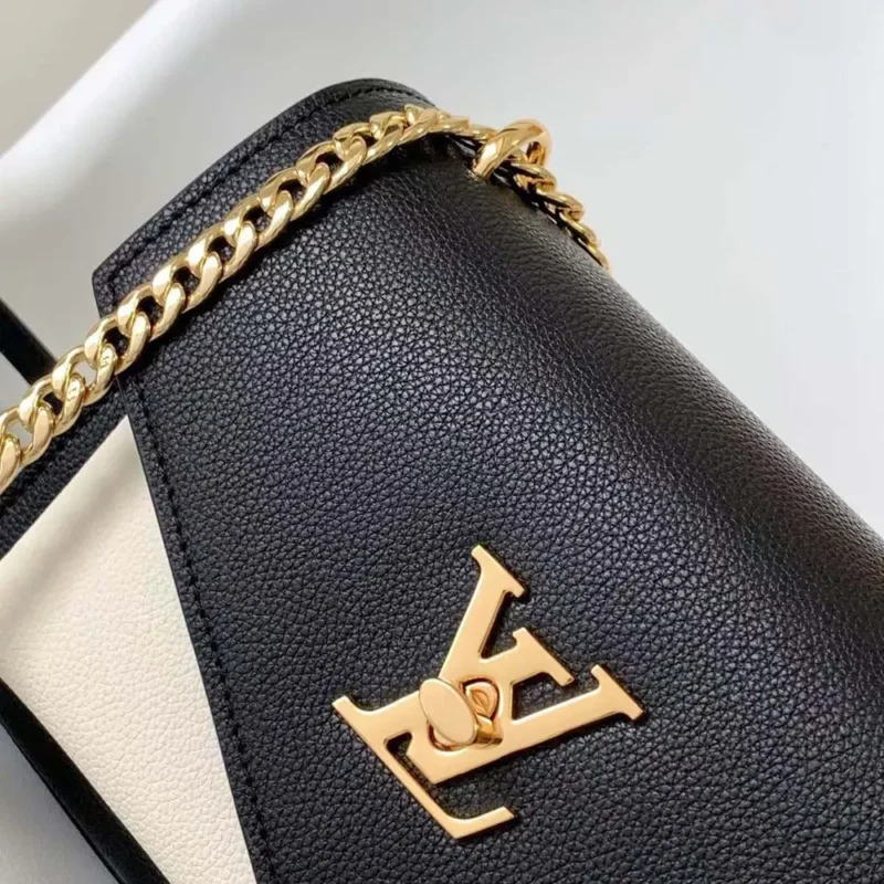 Louis Vuitton LV Women Mylockme Chain Bag-White M82121