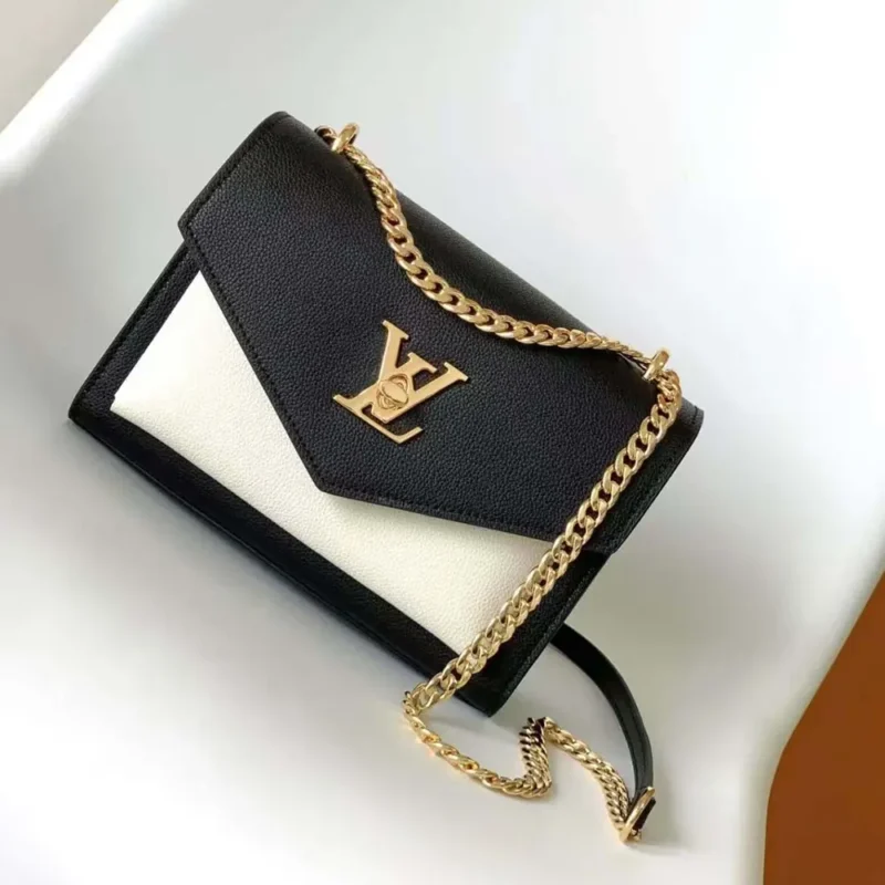 Louis Vuitton LV Women Mylockme Chain Bag-White M82121