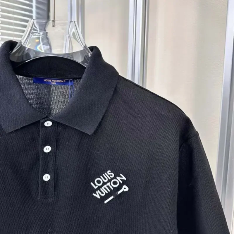 Louis Vuitton Men Embroidered Signature Cotton Polo-Black 1AATR8