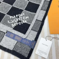 Louis Vuitton Unisex Damier Heritage Scarf-Black M90776 (1)