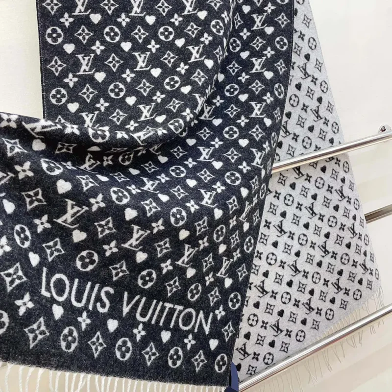 Louis Vuitton Unisex Game On Scarf-Black MP2907