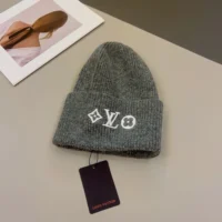 Louis Vuitton Unisex LV Headline Beanie-Grey M94833 (1)