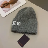 Louis Vuitton Unisex LV Headline Beanie-Grey M94833 (1)