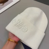 Louis Vuitton Unisex LV Headline Beanie-White M77873 (1)