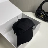 Louis Vuitton Unisex LV Iconic Cap-Black M7050L (1)