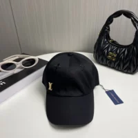 Louis Vuitton Unisex LV Iconic Cap-Black M7050L (1)