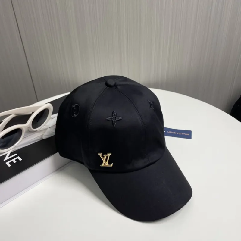 Louis Vuitton Unisex LV Iconic Cap-Black M7050L