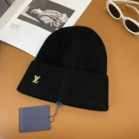 Louis Vuitton Unisex LV Spark Beanie-Black M77877 (1)