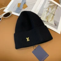 Louis Vuitton Unisex LV Spark Beanie-Black M77877 (1)