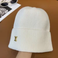 Louis Vuitton Unisex LV Spark Beanie-White M77882 (1)