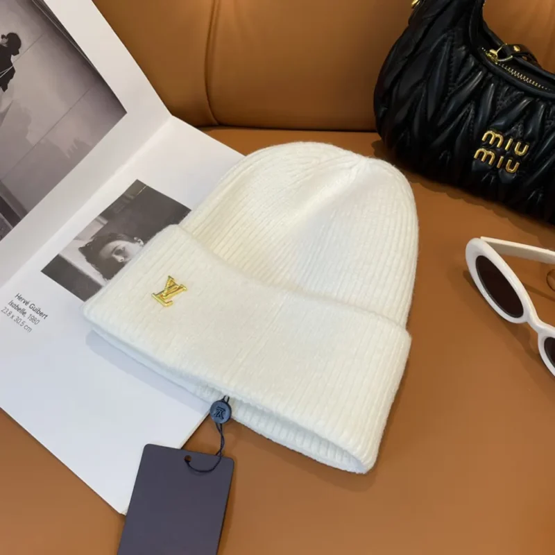 Louis Vuitton Unisex LV Spark Beanie-White M77882