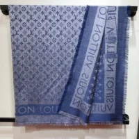 Louis Vuitton Unisex Lock And Go Shine Shawl-Navy M79942 (1)