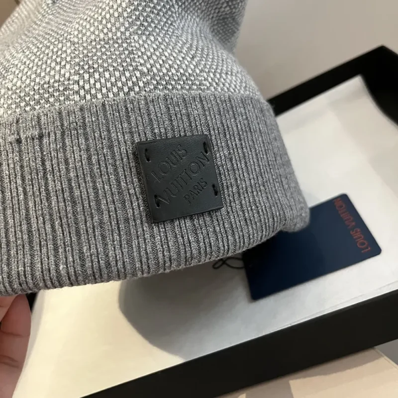 Louis Vuitton Unisex Néo Petit Damier Beanie-Grey M77985