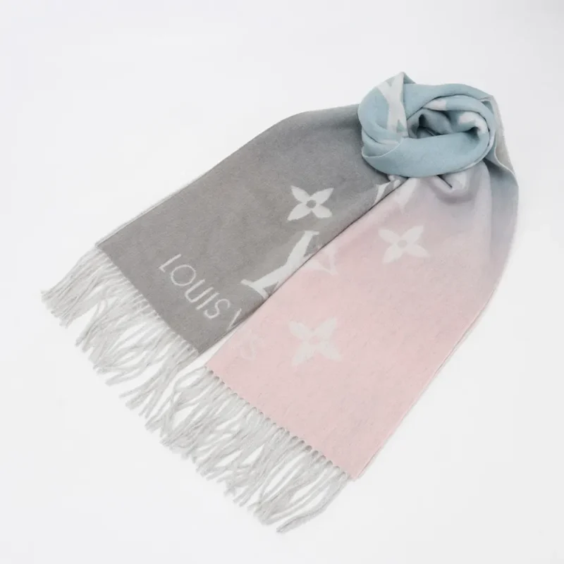 Louis Vuitton Unisex Reykjavik Gradient Scarf -Blue M70868